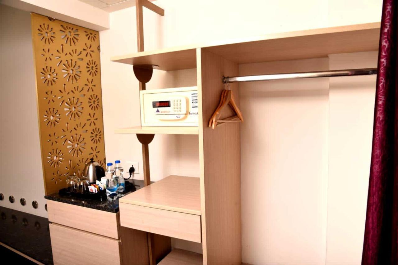 Hotel Sabareesh Park 马杜赖 外观 照片